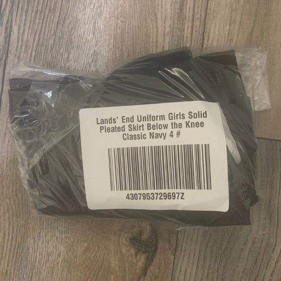 NWT LANDS' END UNIFORM GIRLS SOLID PLEATED BELOW THE KNEE SKIRT CLASSIC NAVY 4 - Picture 3 of 7